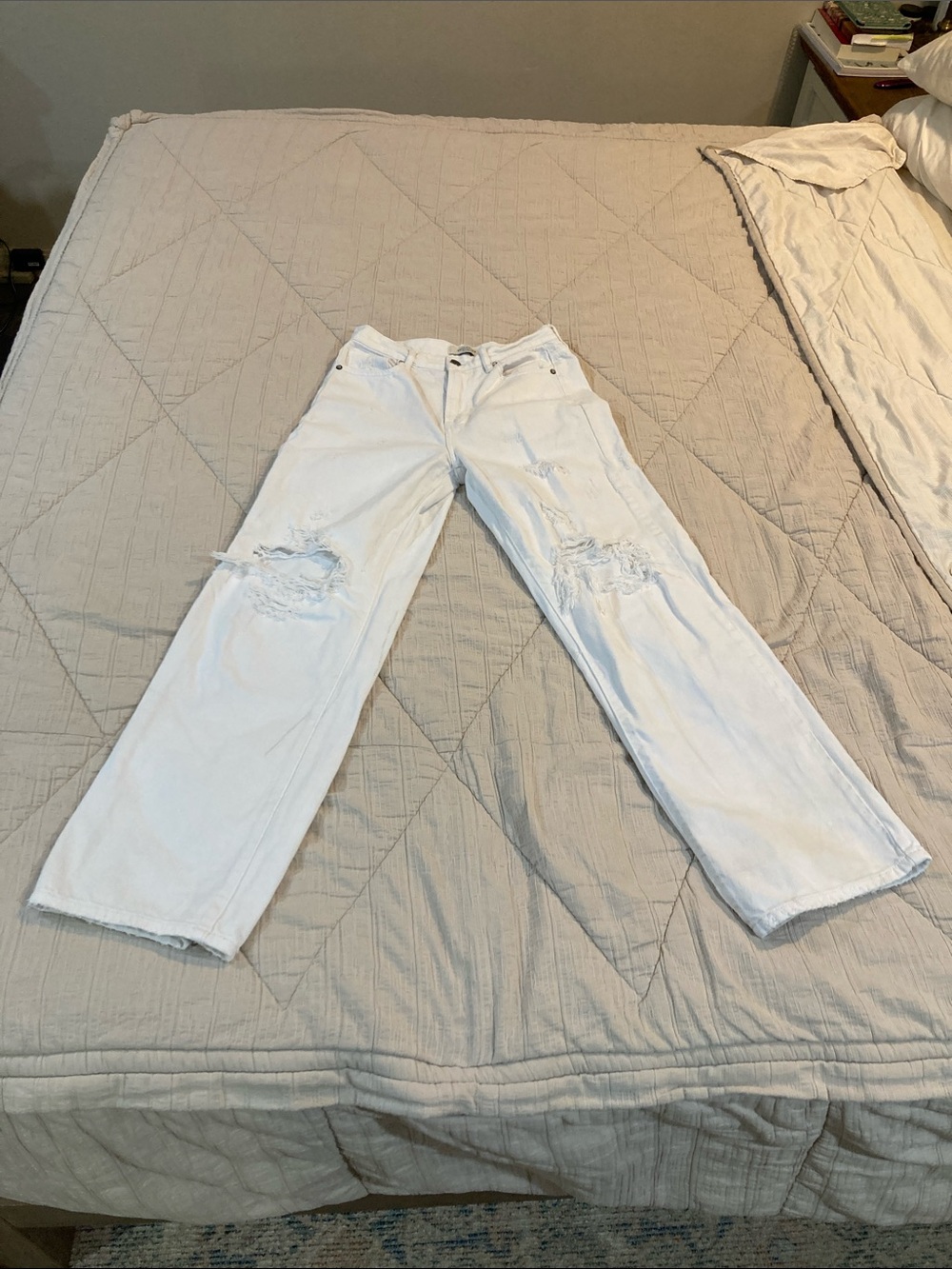 White Distressed Wide-Leg Women’s Jeans